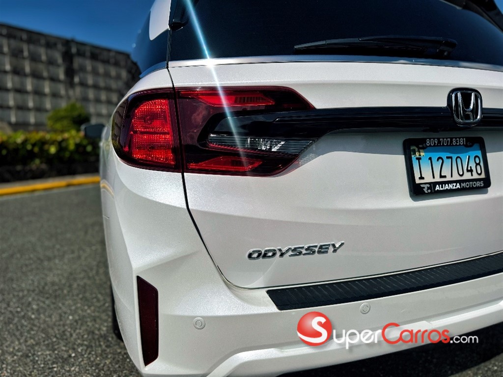 2025 Honda Odyssey Elite — foto 10 / 12