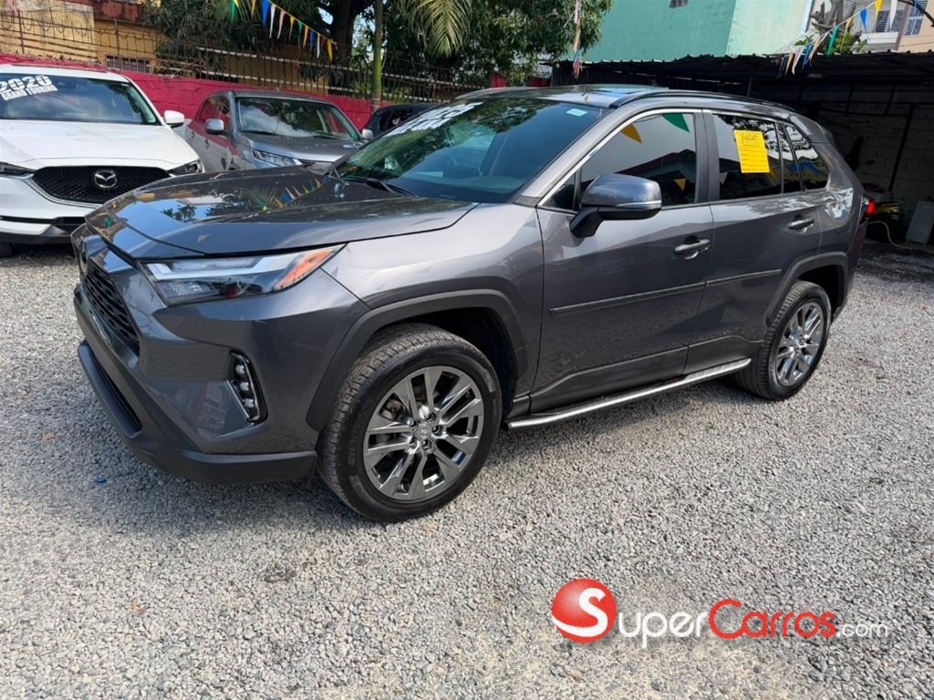 2025 Toyota RAV4 XLE Premium — foto 3 / 11