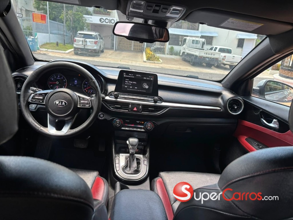 2020 Kia Forte LXS — foto 3 / 9