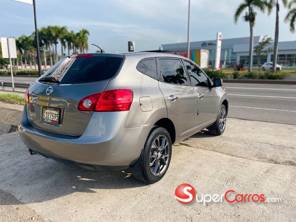 2010 Nissan Rogue S — foto 4 / 9