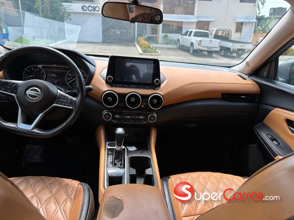 2021 Nissan Sentra SV — foto 2 / 8