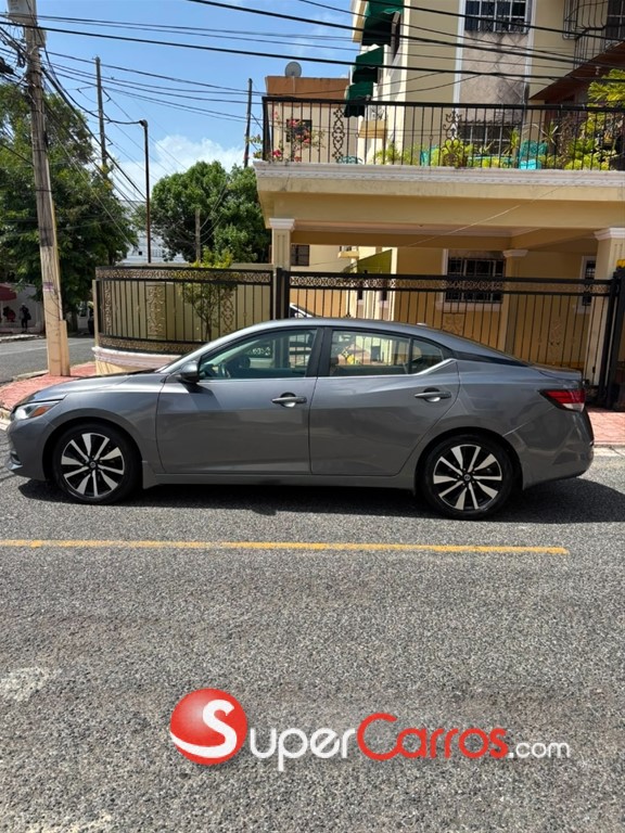 2021 Nissan Sentra SV — foto 4 / 8