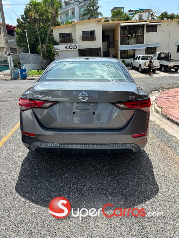 2021 Nissan Sentra SV — foto 6 / 8