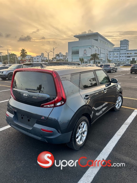 2021 Kia Soul LX — foto 4 / 9