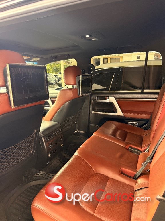2018 Toyota Land Cruiser 200 VX-R — foto 6 / 6