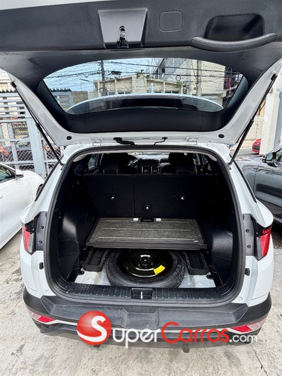 2022 Hyundai Tucson SE — foto 8 / 12