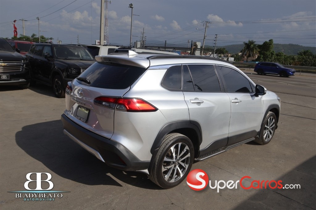 2022 Toyota Corolla Cross Limited — foto 5 / 12