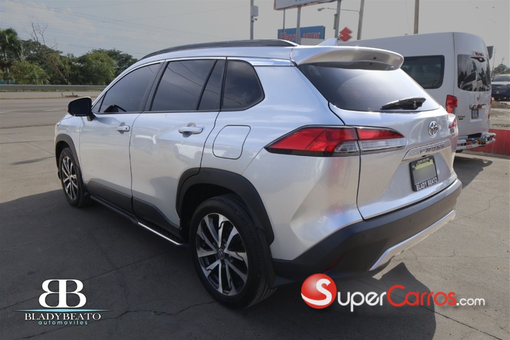 2022 Toyota Corolla Cross Limited — foto 7 / 12