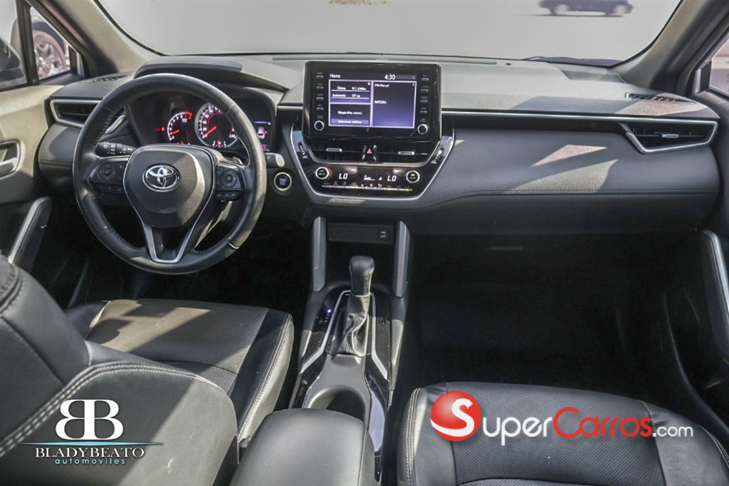 2022 Toyota Corolla Cross Limited — foto 8 / 12