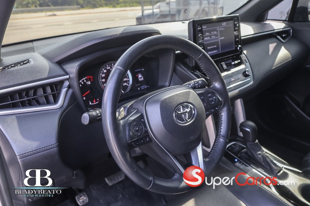 2022 Toyota Corolla Cross Limited — foto 9 / 12