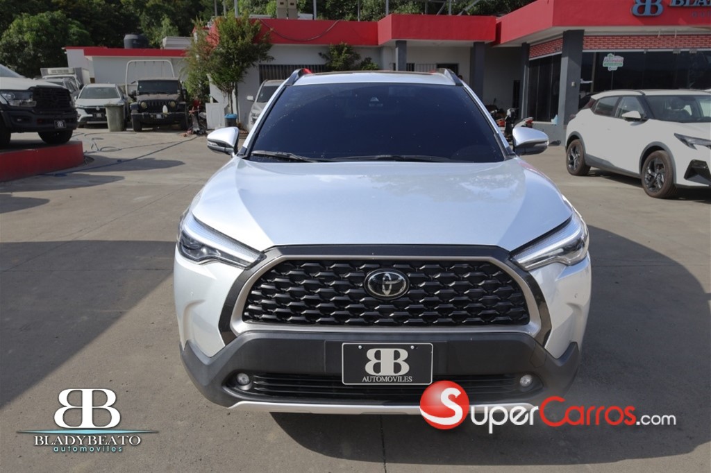 2022 Toyota Corolla Cross Limited — foto 10 / 12