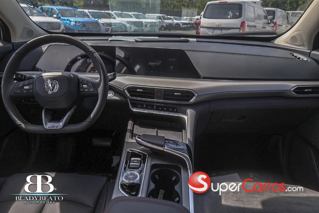 2027 Changan UNI-T — foto 3 / 7