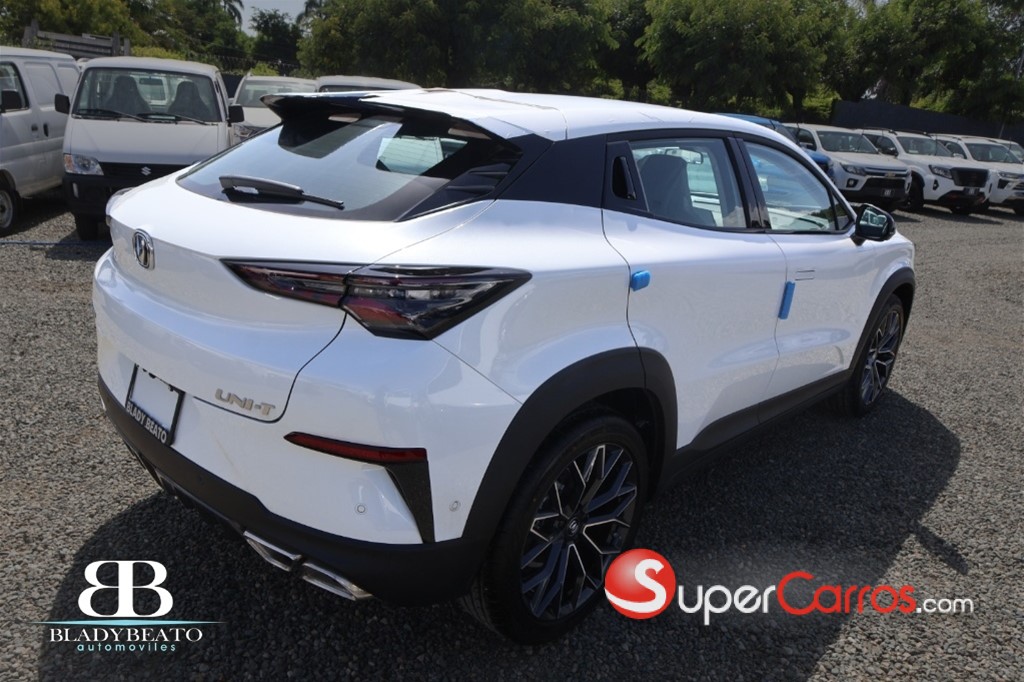2027 Changan UNI-T — foto 4 / 7