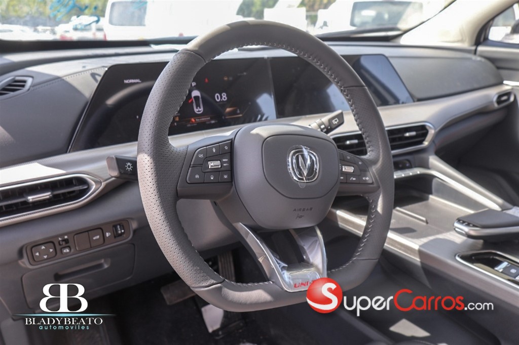 2027 Changan UNI-T — foto 6 / 7