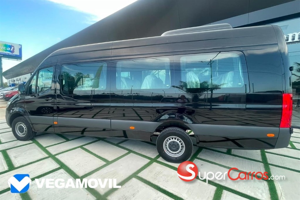 2025 Mercedes-Benz Sprinter — foto 4 / 10