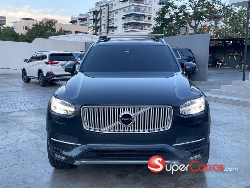 2018 Volvo XC90 Momentum T6 — foto 2 / 11