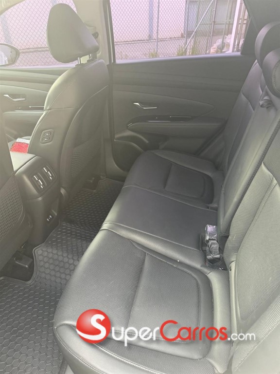 2025 Hyundai Tucson LIMITED — foto 4 / 6
