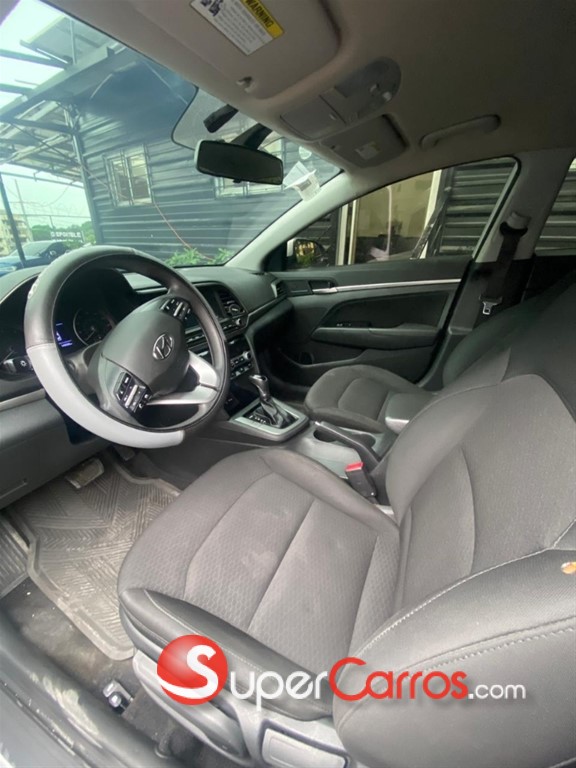 2020 Hyundai Elantra SEL — foto 3 / 10