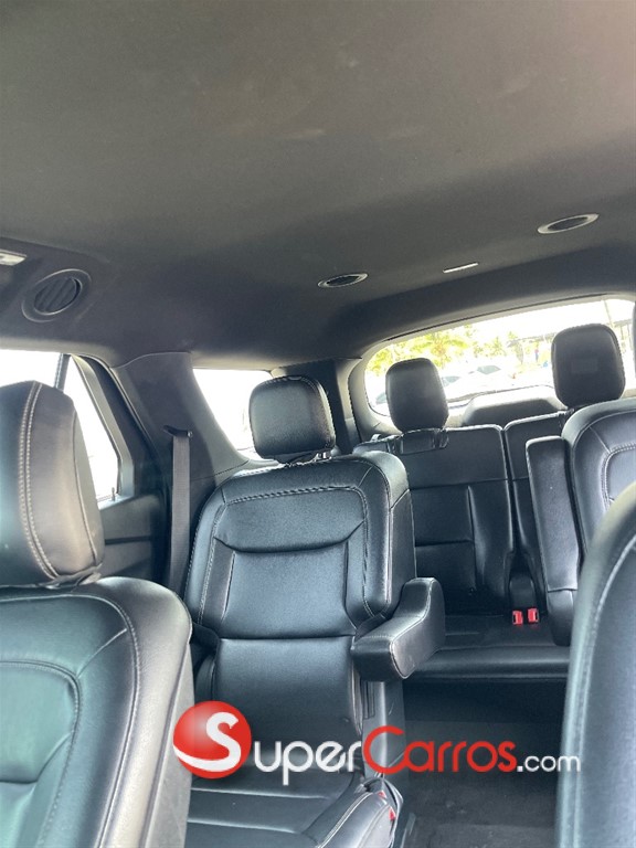 2020 Ford Explorer XLT SPORT — foto 8 / 12