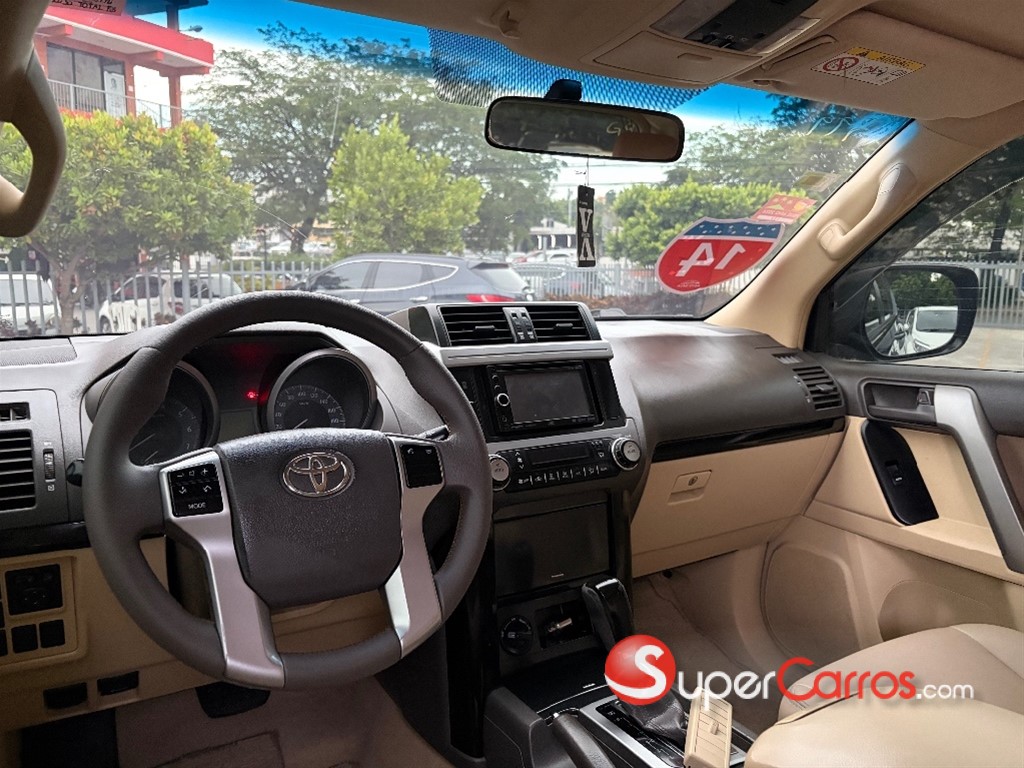 2014 Toyota Land Cruiser Prado TXL — foto 8 / 8