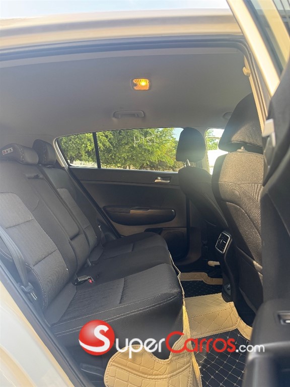 2020 Kia Sportage LX — foto 5 / 12