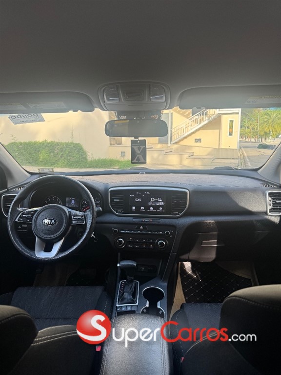 2020 Kia Sportage LX — foto 6 / 12