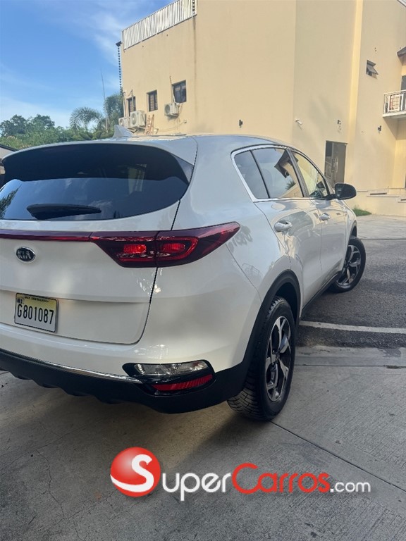 2020 Kia Sportage LX — foto 7 / 12