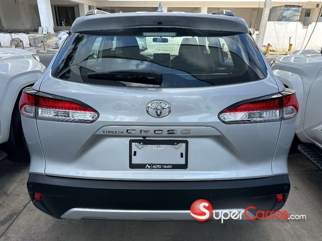 2027 Toyota Corolla Cross Low — foto 4 / 9