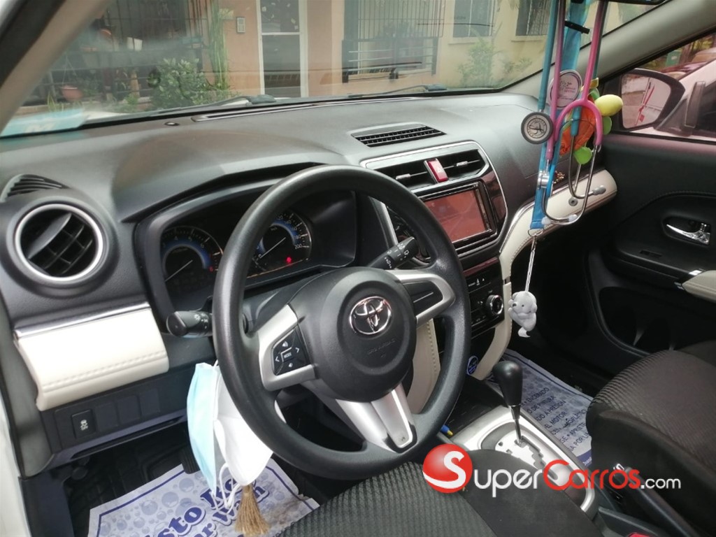 2019 Toyota Rush — foto 10 / 12
