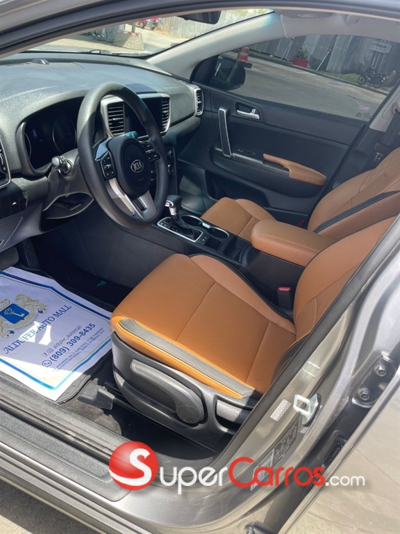 2022 Kia Sportage LX — foto 3 / 9