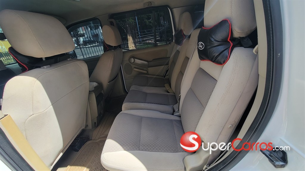 2006 Ford Explorer XLT — foto 2 / 12