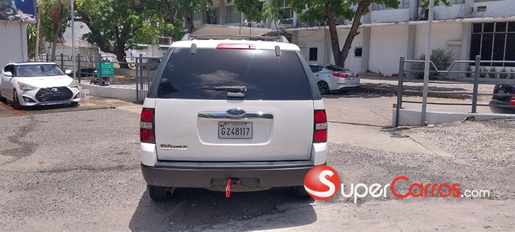 2006 Ford Explorer XLT — foto 8 / 12