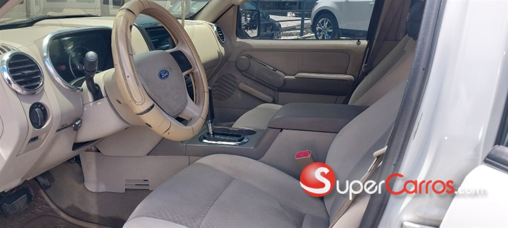 2006 Ford Explorer XLT — foto 12 / 12