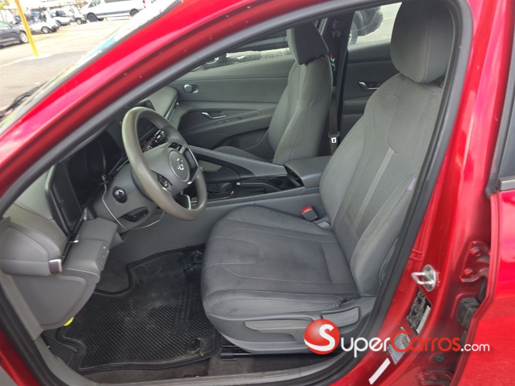 2021 Hyundai Elantra SE — foto 7 / 7