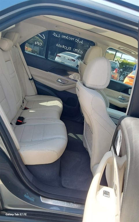 2020 Mercedes-Benz Clase E 350 4 MATIC — foto 9 / 11
