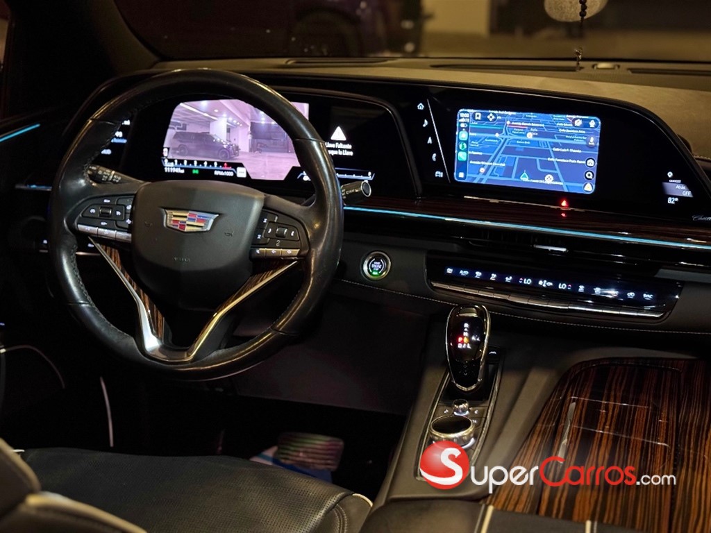 2021 Cadillac Escalade Premium Luxury — foto 8 / 10