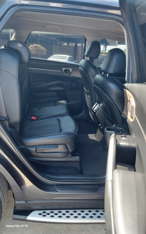 2021 Kia Sorento EX-T — foto 8 / 10