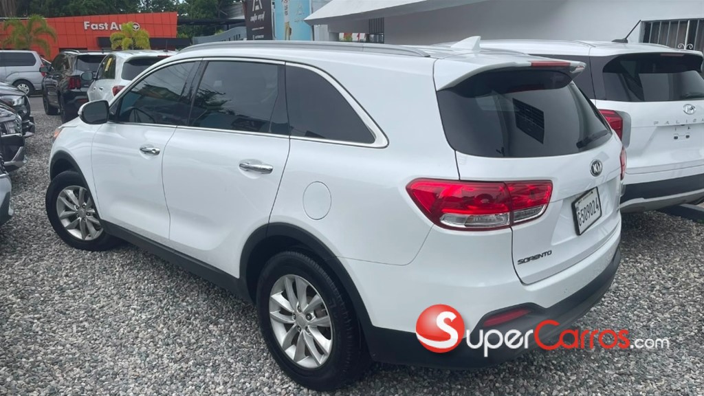 2016 Kia Sorento LX — foto 3 / 10