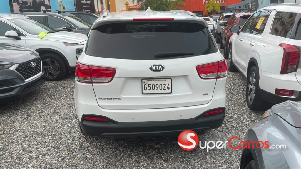 2016 Kia Sorento LX — foto 4 / 10