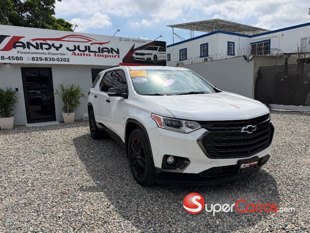 2020 Chevrolet Traverse Premier — foto 3 / 12