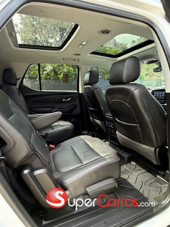 2020 Chevrolet Traverse Premier — foto 8 / 12
