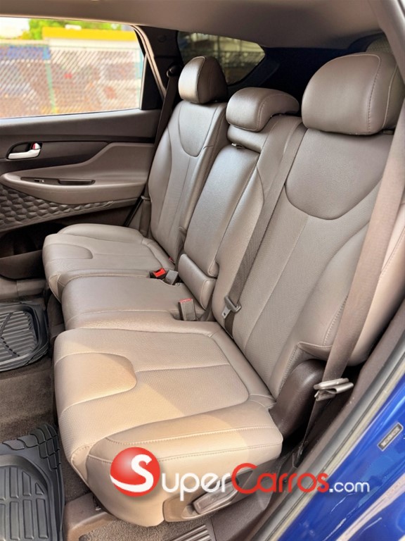 2019 Hyundai Santa Fe SE — foto 8 / 12