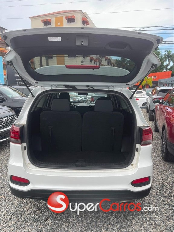 2020 Kia Sorento LX — foto 4 / 9