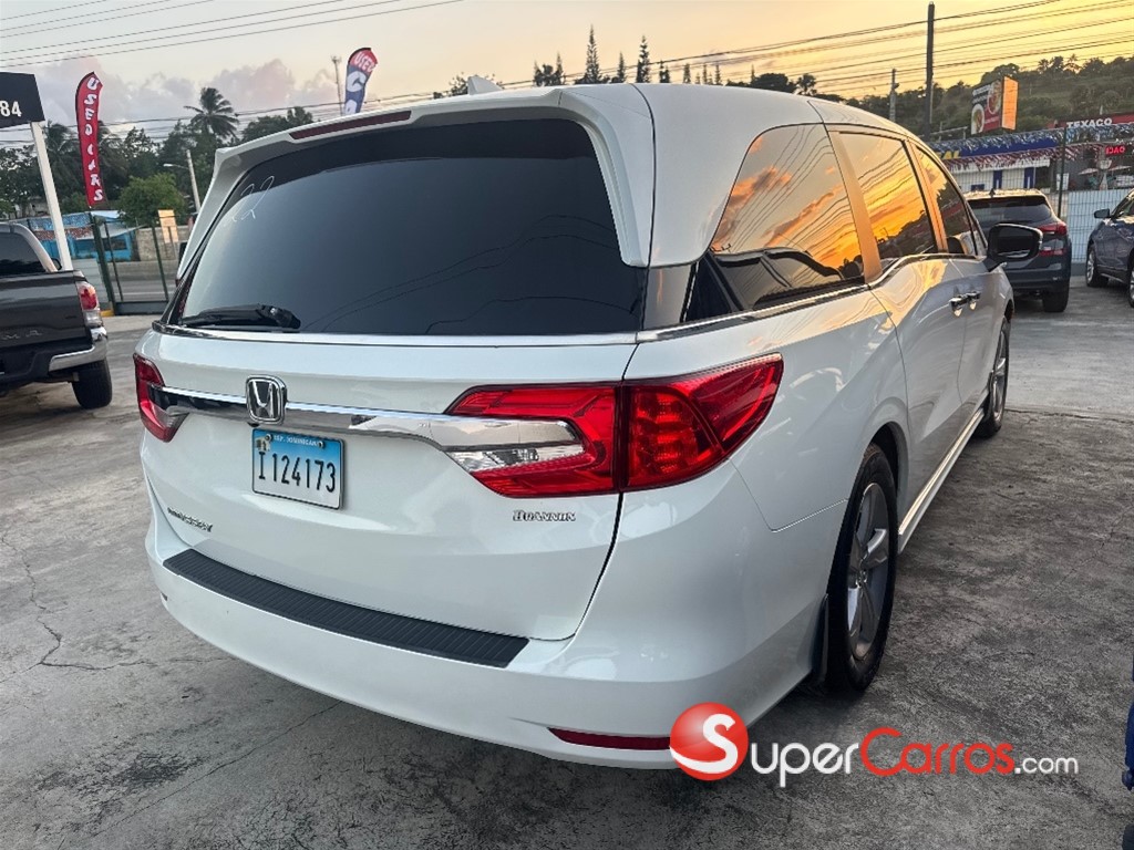 2018 Honda Odyssey EXL — foto 10 / 12
