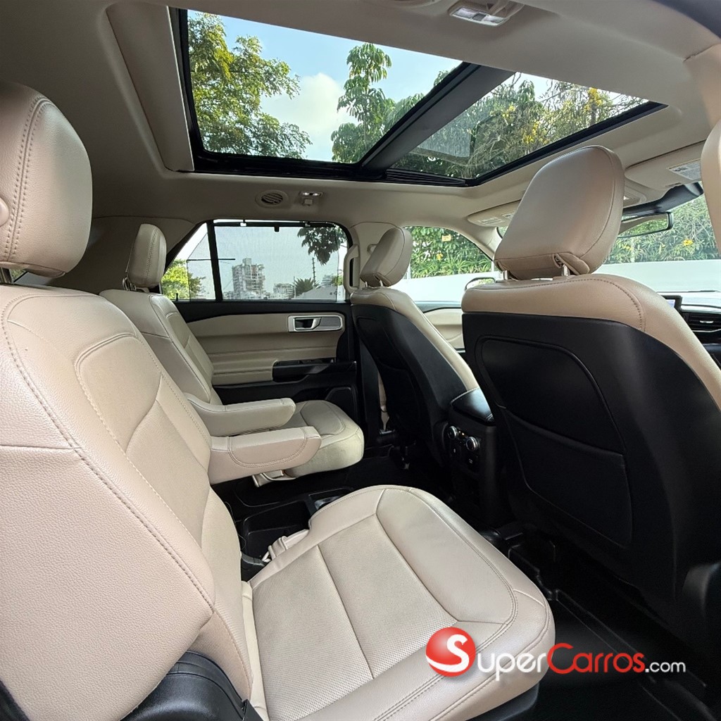 2020 Ford Explorer Limited — foto 6 / 12