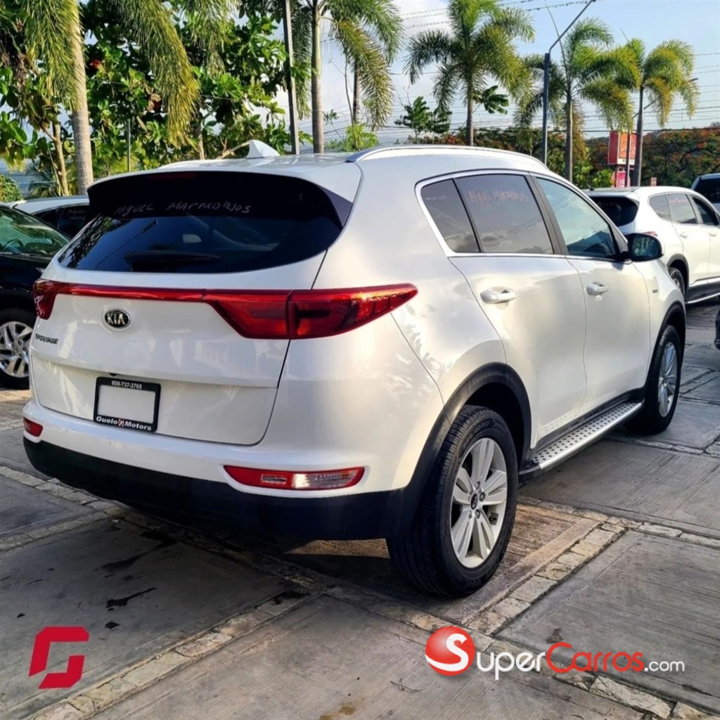 2017 Kia Sportage LX — foto 3 / 10