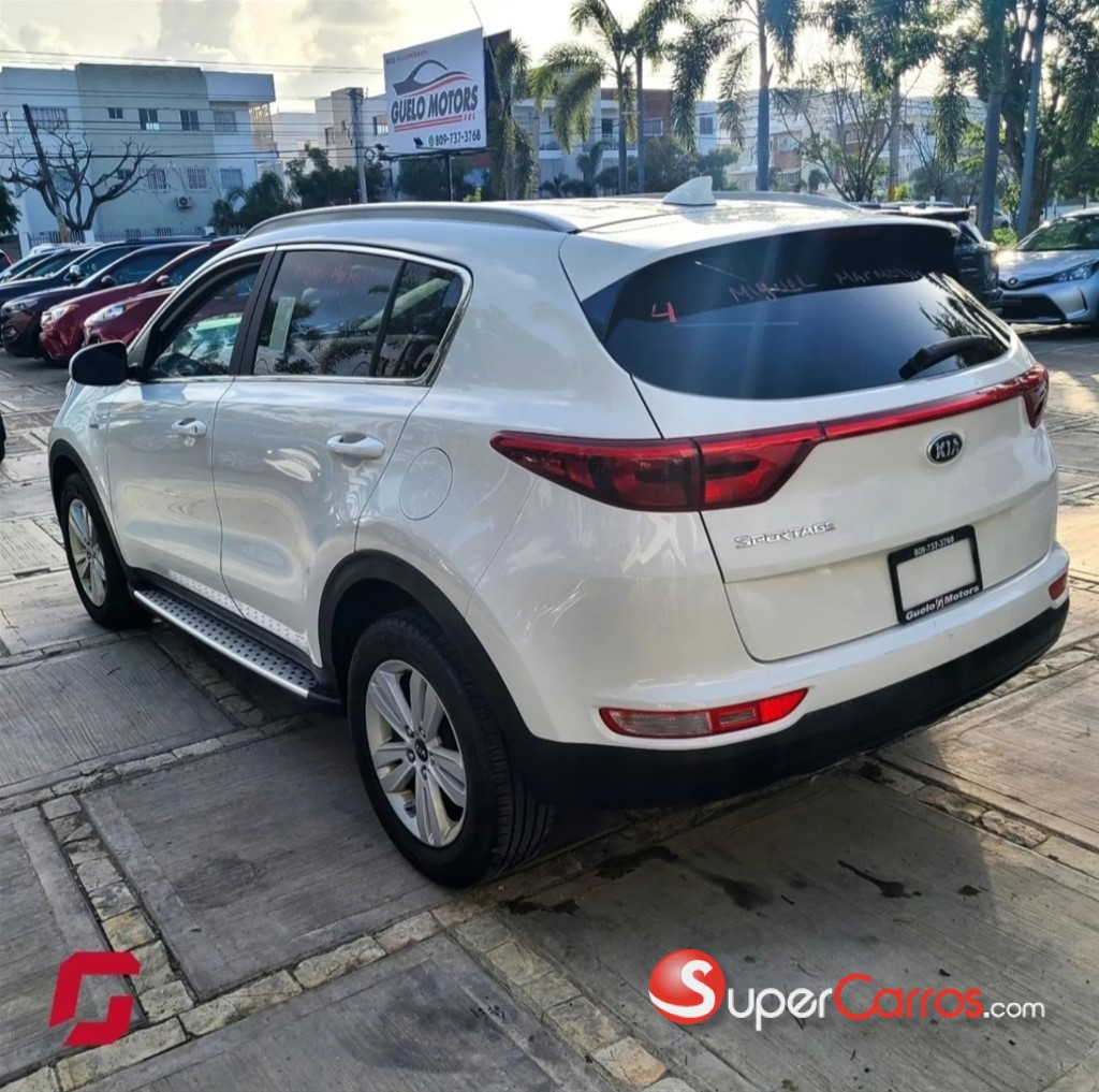 2017 Kia Sportage LX — foto 4 / 10