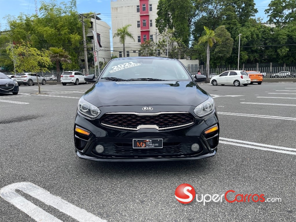 2021 Kia Forte LXS — foto 3 / 12