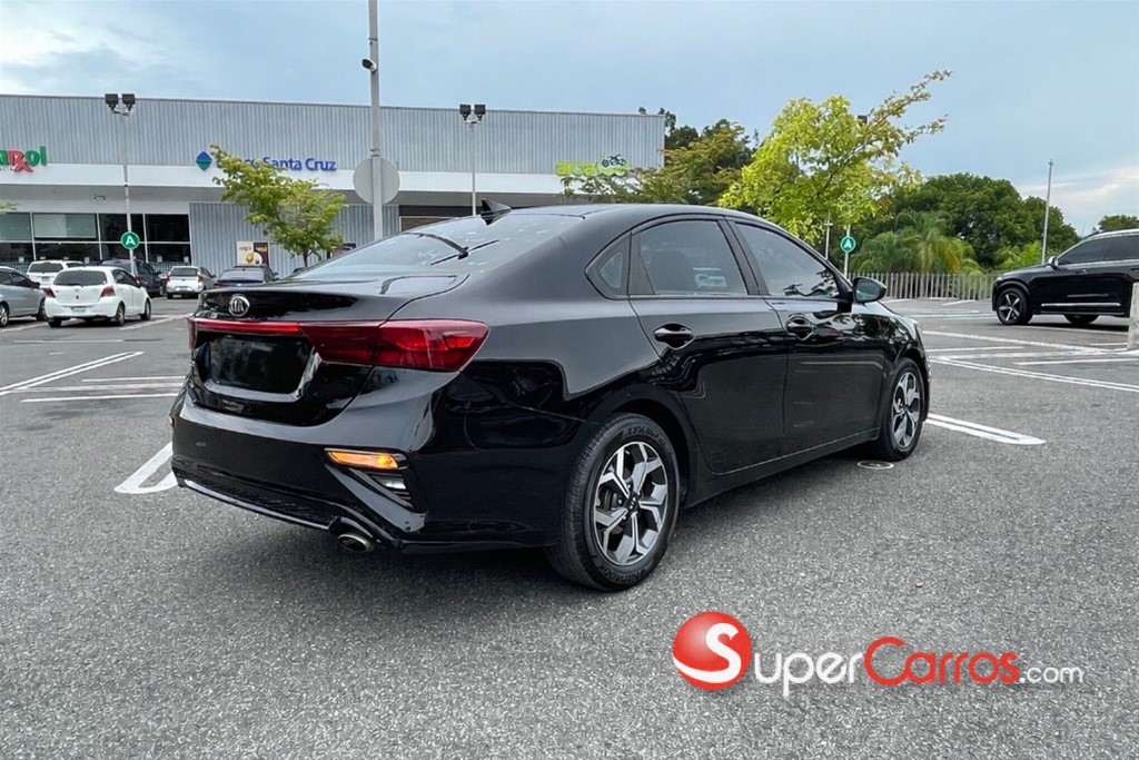 2021 Kia Forte LXS — foto 4 / 12