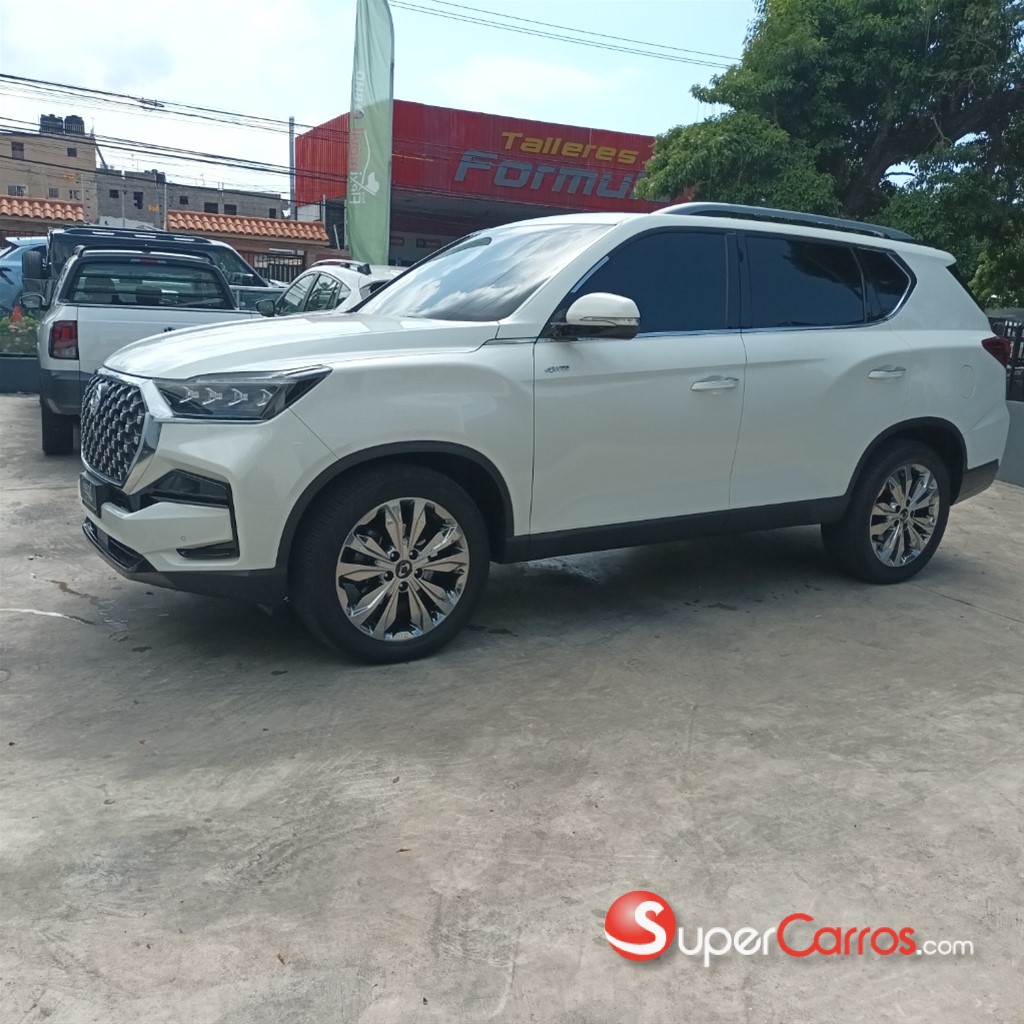 2025 KGM Rexton ADVENTURE PLUS — foto 4 / 10